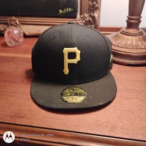 Black and Gold 59FIFTY Cap Size 7 3/8